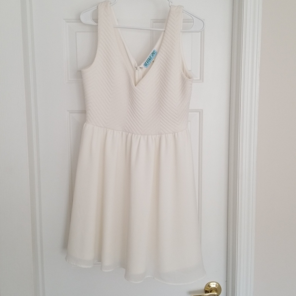 Beautiful White/ivory baby doll dress